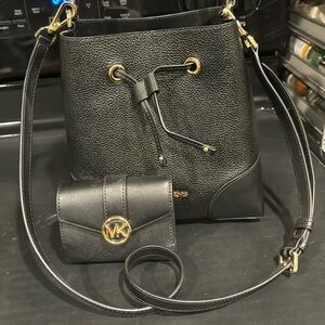 Black Michael kors purse wallet nwot